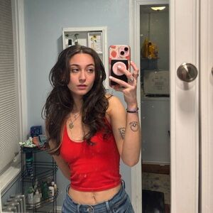 Meet your Posher, Max